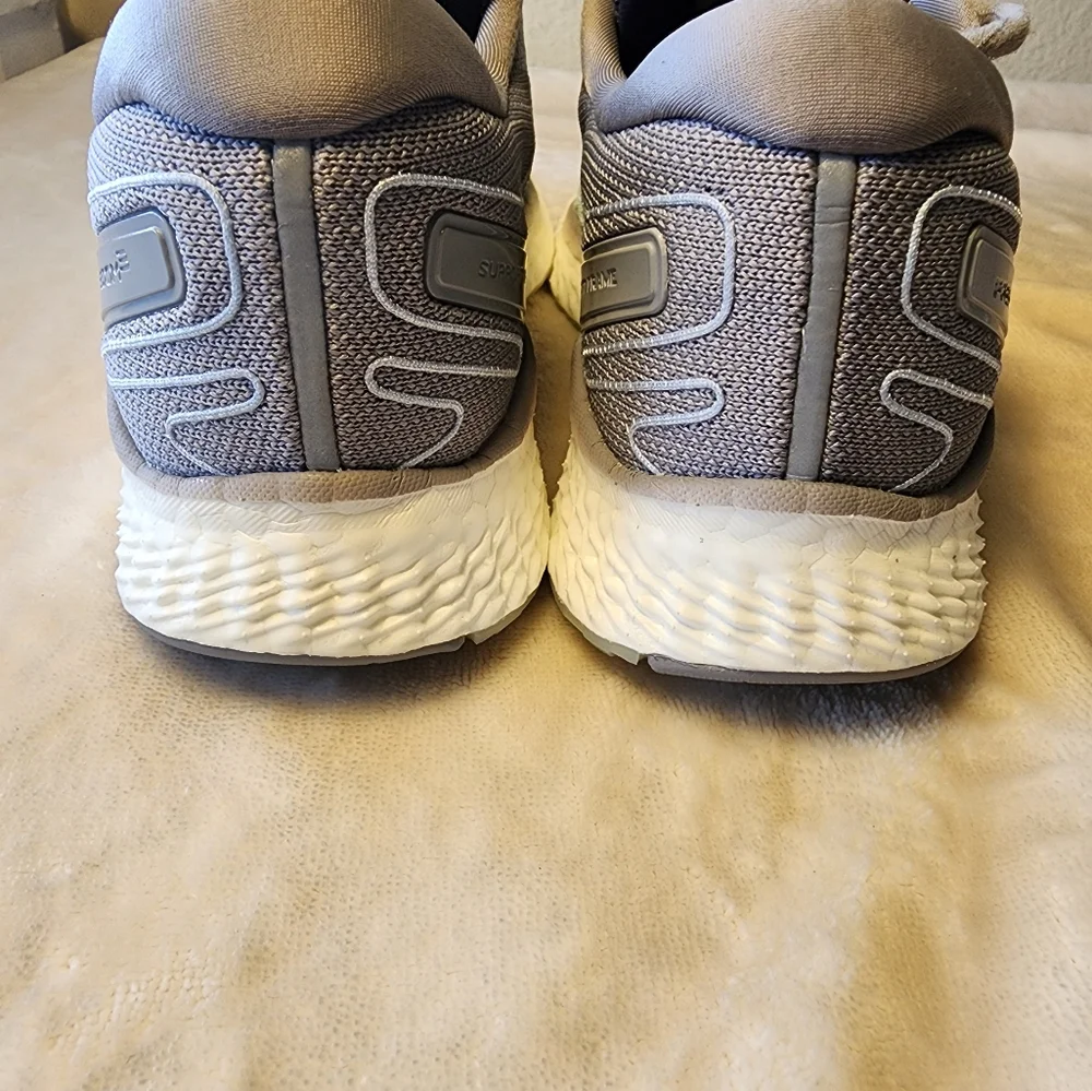 Saucony Mint Green Athletic Sneakers - Picture 9 of 11